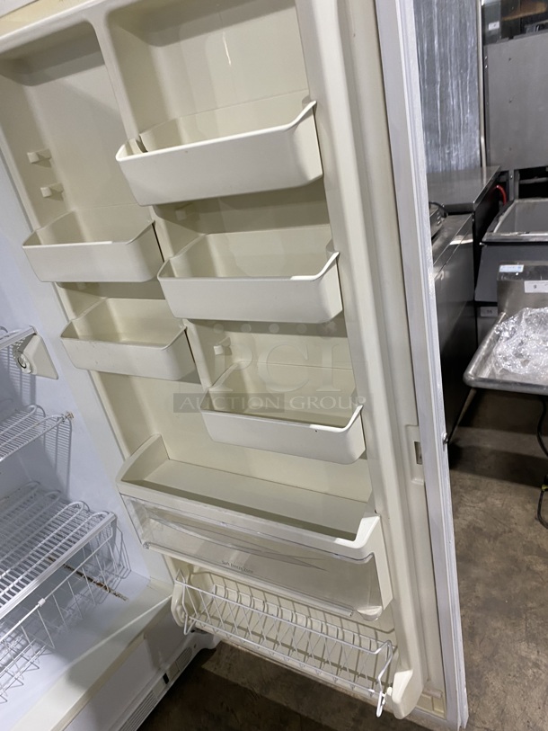 GENERAL ELECTRIC 1 Door Refrigerator W/ Poly Coated Racks! Model FUM 21SVDRWW Serial MZ135377 115V/60Hz/ - Image 8 of 10