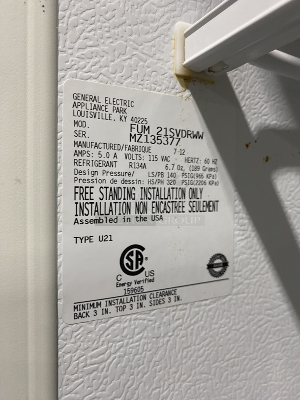 GENERAL ELECTRIC 1 Door Refrigerator W/ Poly Coated Racks! Model FUM 21SVDRWW Serial MZ135377 115V/60Hz/ - Image 9 of 10