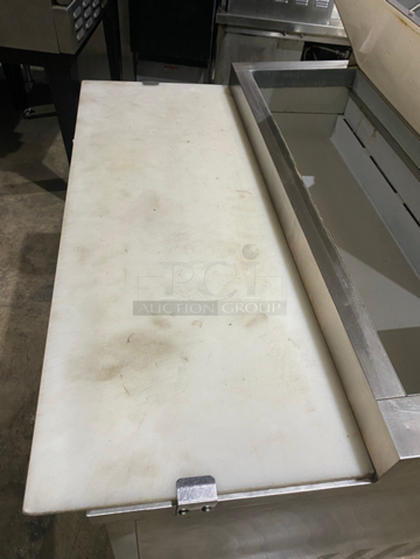NICE! Entree Refrigerated Pizza Prep Table! With Cold Top! With Commercial Cutting Board! Single Door Storage Area Underneath! With Poly Coated Rack! All Stainless Steel! On Casters! Model: P47 SN: 1402ENTH04423 115V 60HZ 1 Phase - Image 9 of 10