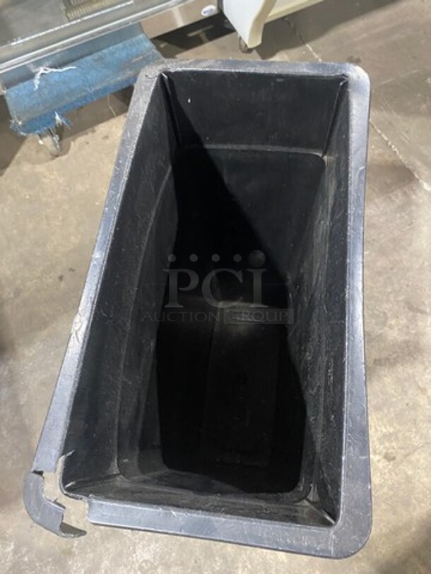 Poly Trash Cans! 2x Your Bid! - Image 4 of 7