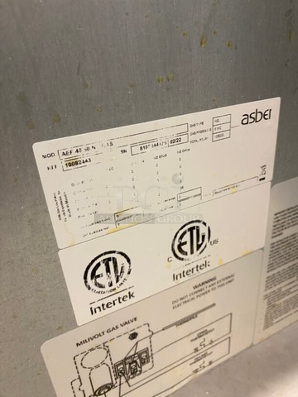 LATE MODEL! 2022 Asber Commercial Natural Gas Powered Deep Fat Fryer! With Metal Frying Baskets! With Backsplash! All Stainless Steel! On Casters! WORKING WHEN REMOVED! Model: AEF4050 SN: 8102144475 - Image 7 of 8