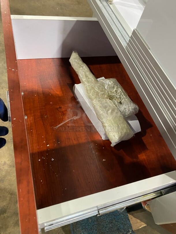 New Out The Box Display Case Merchandiser! - Image 6 of 8