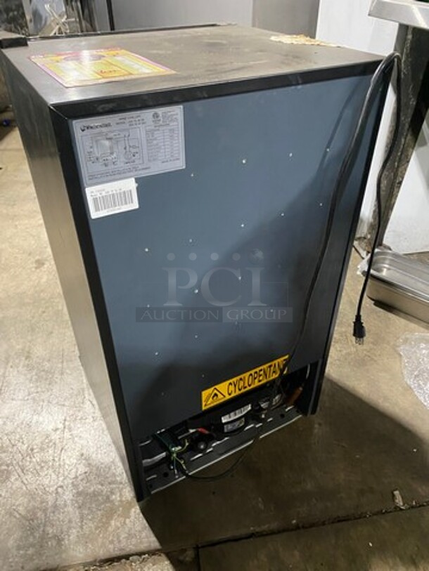 Wine Enthusiast Countertop/ Undercounter Wine Cooler! With Metal Wine Racks! Model: 268783608 SN: C19201441 - Image 3 of 7