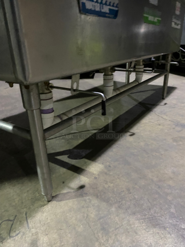 AMAZING! All Stainless Steel Commercial 3 Bay Dishwashing Sink! 3 Section Wash, Rinse, Sanitize! With Dual Drain Boards! On Legs! - Image 8 of 9