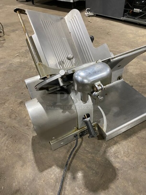 Globe Commercial Countertop Deli/Meat Slicer! All Stainless Steel! Model: 3500 SN: 351858 115V 60HZ 1 Phase - Image 4 of 12