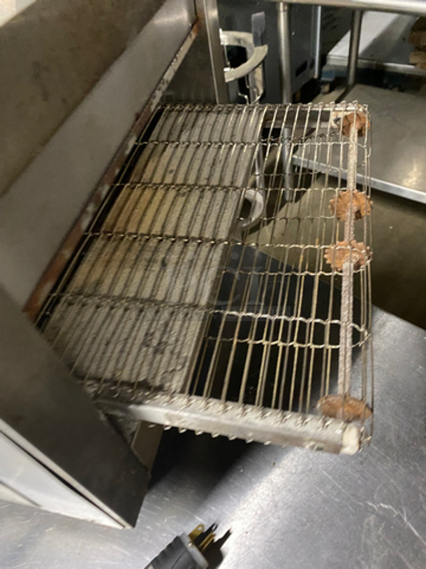 Holman Commercial Countertop Conveyor Pizza Oven! All Stainless Steel! On Small Legs! Model: 214HX SN: 206920020596 208V 60HZ 1 Phase - Image 6 of 9