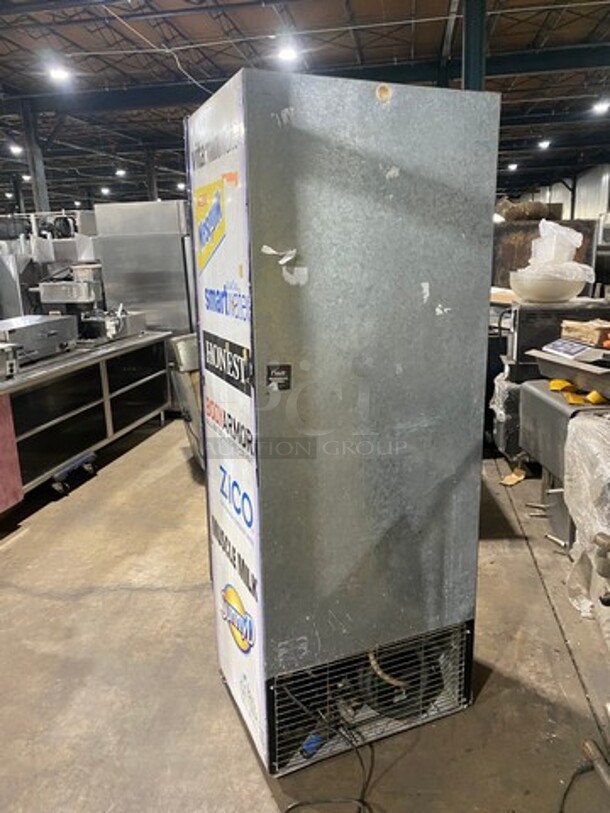 Imbera Commercial Single Door Reach In Cooler Merchandiser! With View Through Door! Poly Coated Racks! Model: G319 SN: 534110905193 115V 60HZ 1 Phase - Image 4 of 8