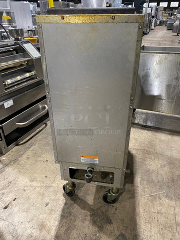 Pitco Commercial Natural Gas Powered Deep Fat Fryer! All Stainless Steel! On Casters! Model: SG14R SN: G17LA074848 - Image 4 of 8