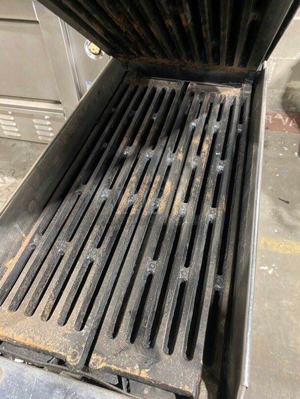 Garland Commercial Electric Powered Dual Side Hamburger Press/Clamshell Broiler! All Stainless Steel! On Casters! Model: CXBE12 SN: 1403100100957 208V 60HZ 3 Phase - Image 6 of 9