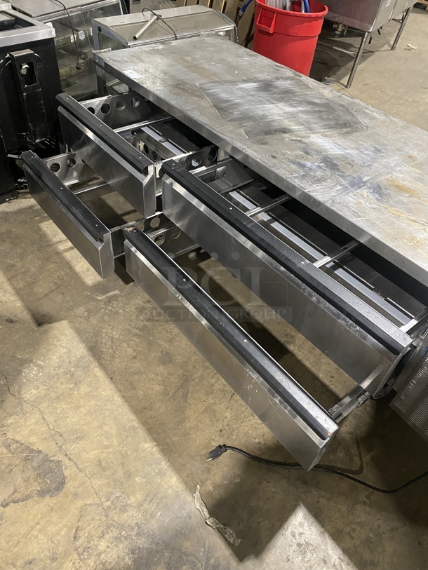 Silver King Refrigerated 4Large Drawer Chef Base! All Stainless Steel on Casters! Eletric Powered! Working When Removed! MODEL: SKRCB97H SN: SBBE103151A! - Image 4 of 9