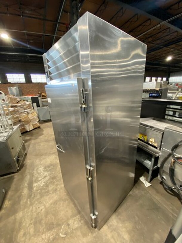 Traulsen Commercial Single Door Roll In Refrigerator! Solid Stainless Steel! Model: ARI134LUTFHS SN: T26797K06 115V 60HZ 1 Phase - Image 2 of 10