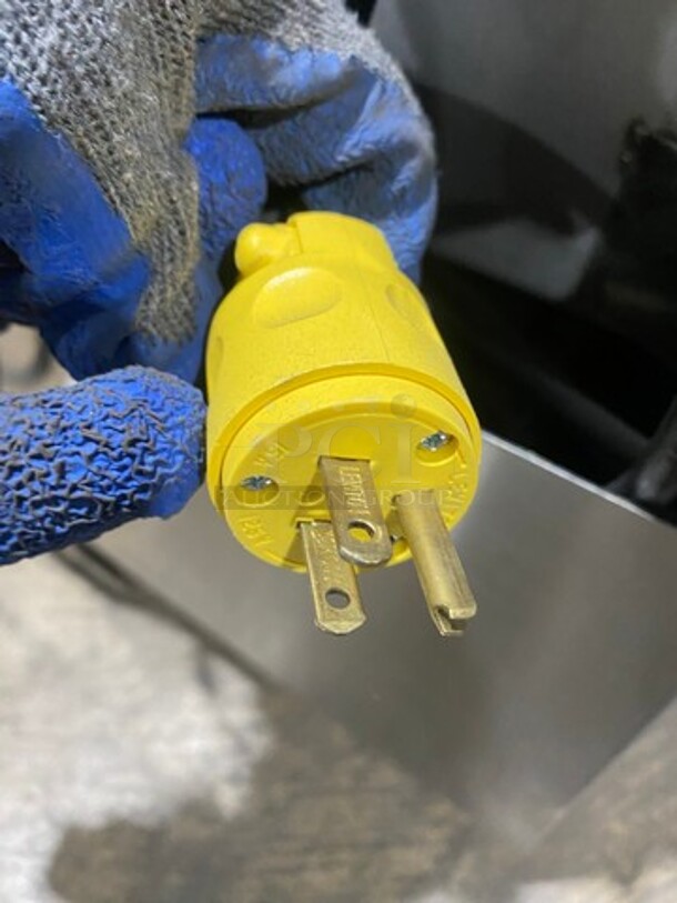 WOW! NEW! OUT OF THE BOX! LATE MODEL! 2015 Berkel Commercial Countertop Vacuum Sealer! Stainless Steel Body! Model: 350 SN: 12391EK1040439 120V 60HZ 1 Phase - Image 9 of 9