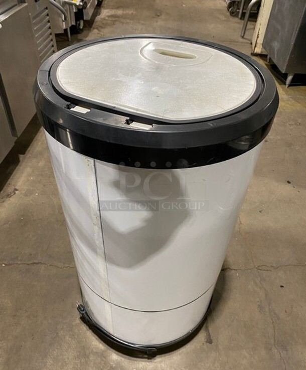 Barrel Style Drink Cooler! - Image 3 of 5