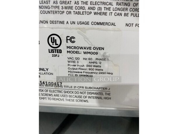 Westinghouse WMW-0009 Countertop Microwave Oven. 120 Volts, 1 Phase. - Image 3 of 6