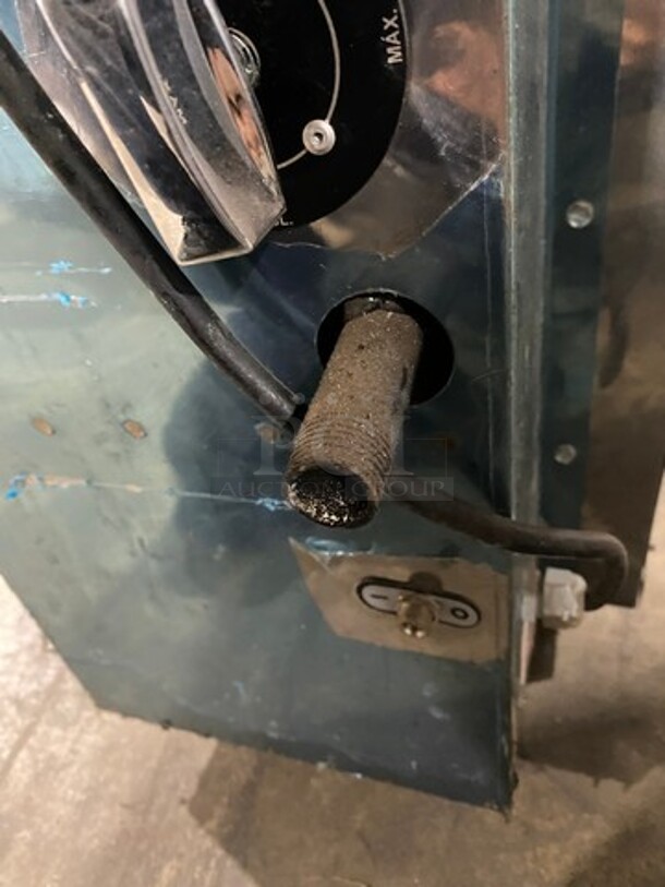 LATE MODEL! 2016 Globex Commercial LP Powered Rotisserie Machine! With View Through Door! All Stainless Steel! On Casters! Model: FRT6 SN: 1617921 - Image 7 of 11