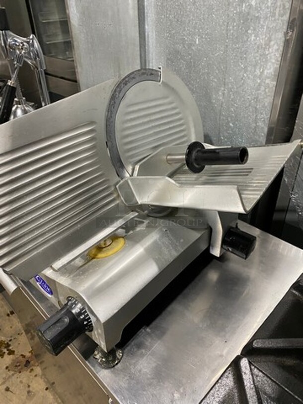 Globe Commercial Countertop Deli/ Meat Slicer! All Stainless Steel! - Image 2 of 8