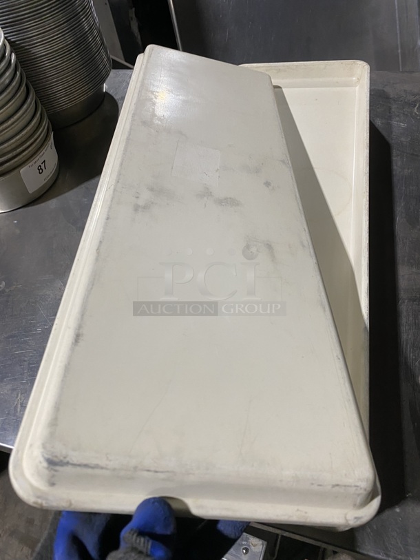 Poly Pastry Commercial Display Tray - Image 3 of 4