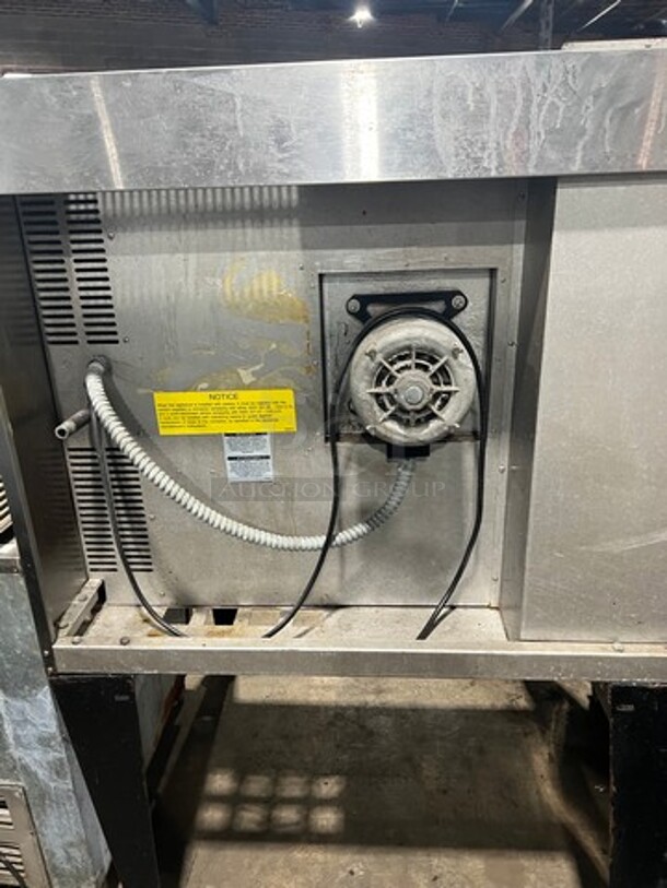 Bakers Pride Commercial Single Deck Convection Oven! With View Through Doors! Metal Oven Racks! All Stainless Steel! On Legs! - Image 9 of 9