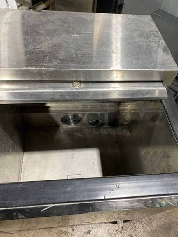 Beca Commercial Undercounter Glass Chiller! All Stainless Steel! On Legs! Model: BGFS124 SN: 00003123 115V - Image 5 of 9