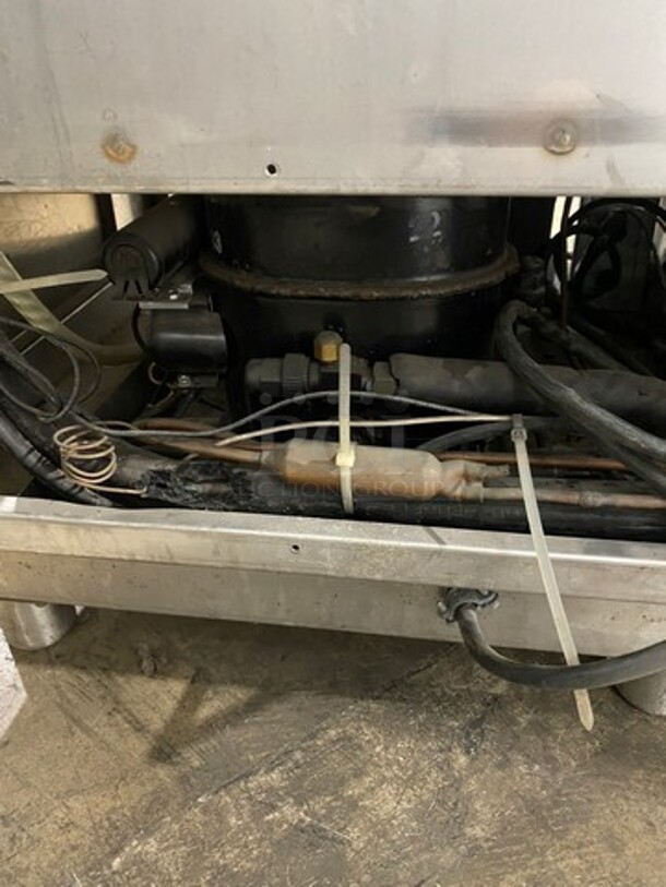 Beca Commercial Undercounter Glass Chiller! All Stainless Steel! On Legs! Model: BGFS124 SN: 00003123 115V - Image 9 of 9