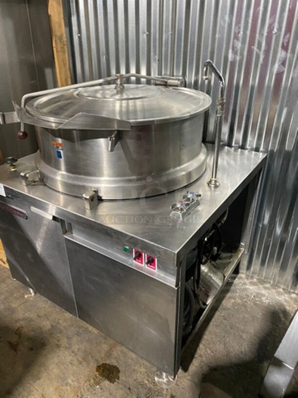 Southbend Commercial Direct Steam Powered 40 Gallon Tilt Kettle! All Stainless Steel! Model DMT40 Serial 903583KK0894! On Legs! GOES WELL WITH LOT #47!!! - Image 2 of 11
