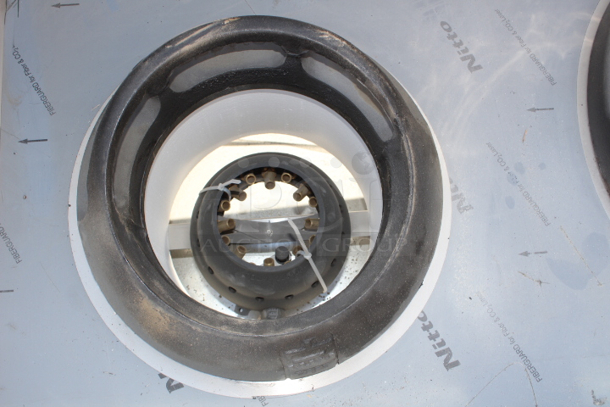 BRAND NEW scratch and dent! NO OBSERVABLE DAMAGE!! Town Y-2-SS-N York™ Two Chamber Natural Gas Wok Range with 13" Mandarin and 20" Cantonese Chamber - 191,000 BTU S/N: 250340. Chip in the metal.   - Image 9 of 12