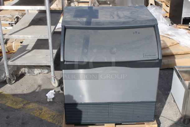 BRAND NEW SCRATCH & DENT! Scotsman CU3030SA-1 Prodigy Series 30" Air Cooled Undercounter Small Cube Ice Machine - 313 lb. S/N: 24051320013086 - Image 2 of 8