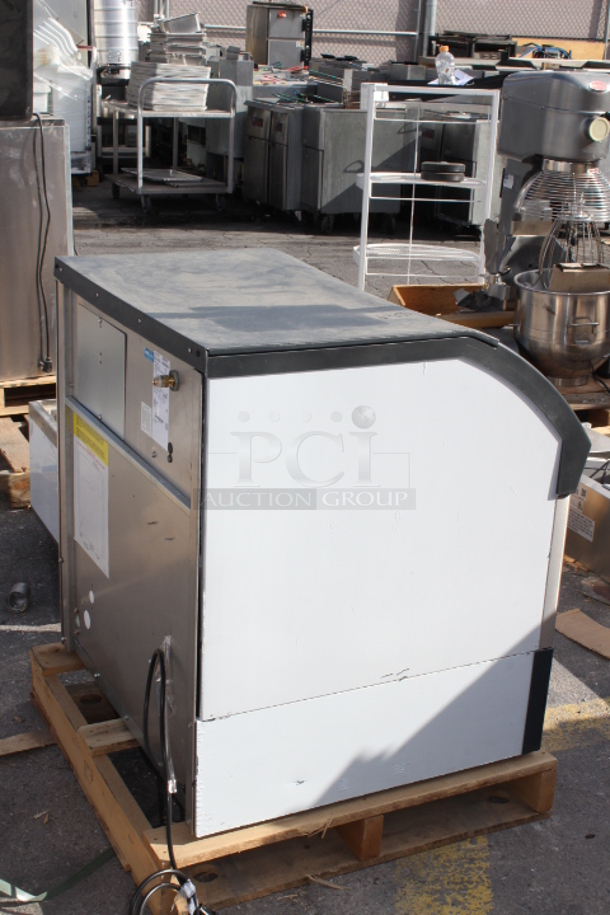 BRAND NEW SCRATCH & DENT! Scotsman CU3030SA-1 Prodigy Series 30" Air Cooled Undercounter Small Cube Ice Machine - 313 lb. S/N: 24051320013086 - Image 4 of 8