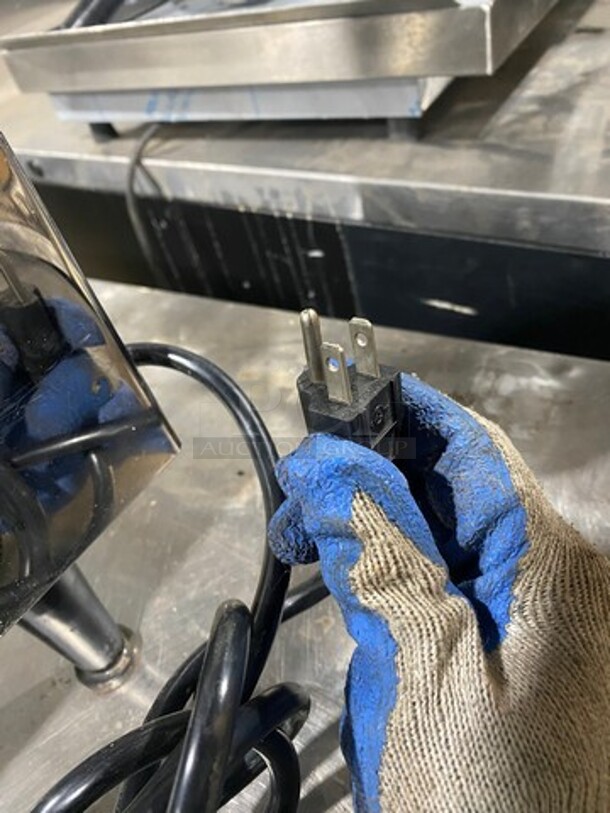 Bench Mark USA Food Warmer! Stainless Steel! MODEL51096 - Image 8 of 8