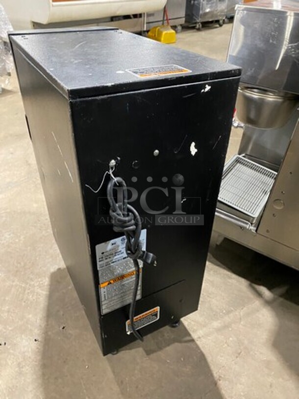 Bunn Commercial Countertop Hot Chocolate/ Hot Beverage Dispenser! All Stainless Steel! On Legs! Model: FMDDBC3 SN: FMD0130940 120/240V 60HZ 1 Phase - Image 4 of 7