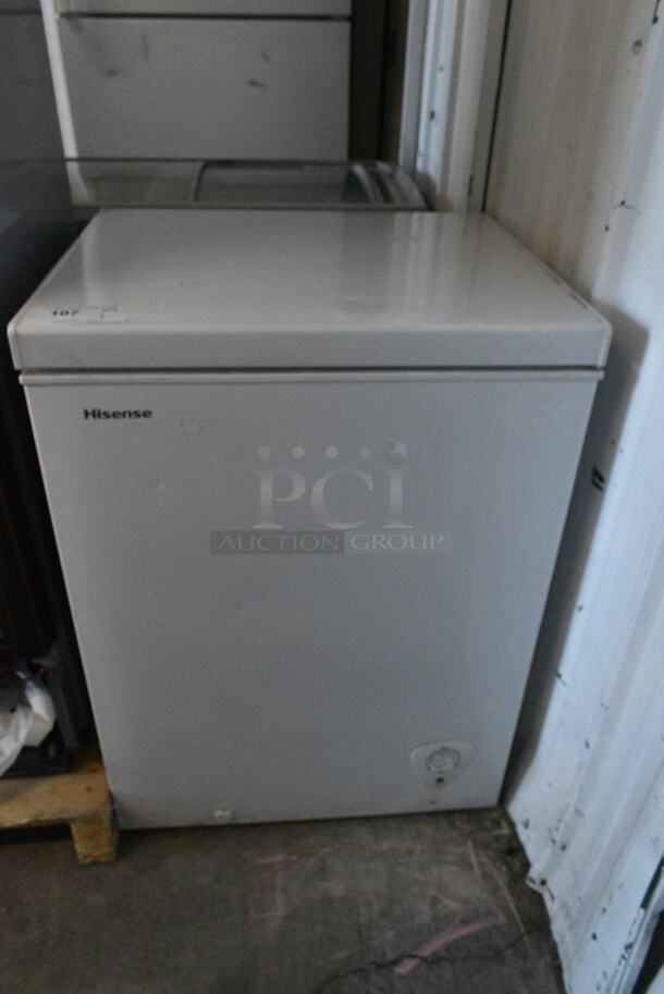 Hisense WFC050M6XWD Metal Chest Freezer w/ Hinge Lid. 115 Volts, 1 Phase. Tested and Working! - Image 1 of 4