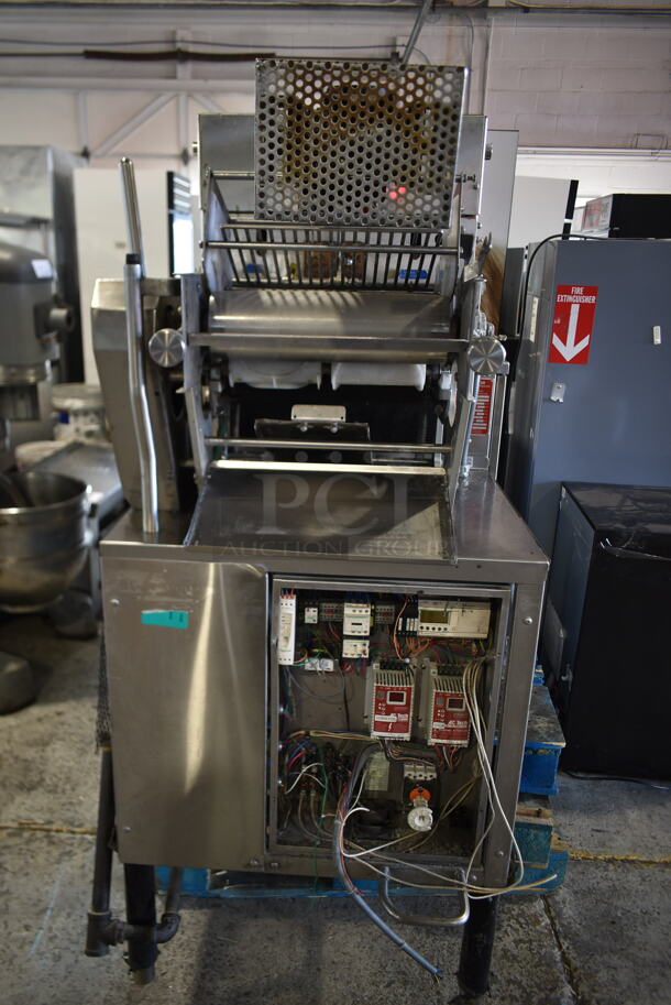 Superior 2CF054424P Stainless Steel Commercial Floor Style Combo Flour and Corn Tortilla Machine. 230 Volts, 1 Phase.  - Image 3 of 10