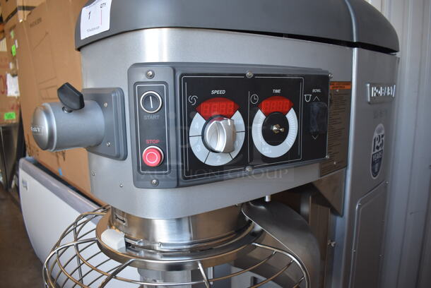 BRAND NEW SCRATCH AND DENT! Hobart Legacy HL600 Metal Commercial Floor Style 60 Quart Planetary Dough Mixer w/ Stainless Steel Mixing Bowl, Bowl Guard, Whisk, Dough Hook and Paddle Attachments. 200-240 Volts, 1/3 Phase. 28x40x64 - Image 7 of 12