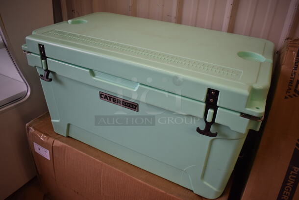 BRAND NEW IN BOX! CaterGator CG65SF Poly Insulated Seafoam 65 Qt. Rotomolded Extreme Outdoor Cooler / Ice Chest. 31x18x17 - Image 3 of 7