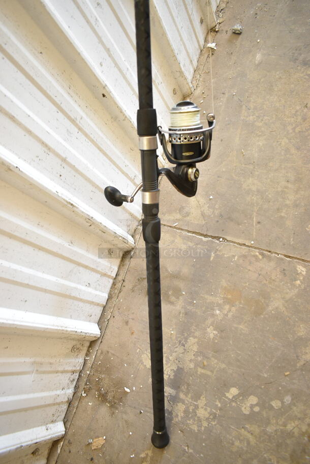 Tsunami Air Wave TSAWSS1002MH 100" Line Fishing Rod w/ Reel - Image 4 of 8