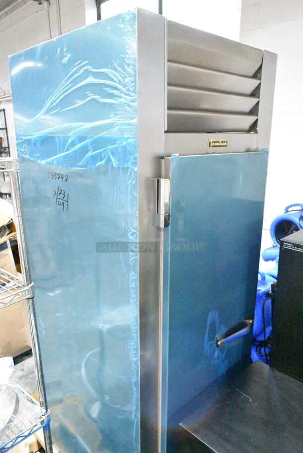 BRAND NEW! Traulsen RHT132WPUT-FHS Stainless Steel Commercial Single Door Reach In Cooler. 115 Volts, 1 Phase.  Tested and Working! - Image 9 of 10