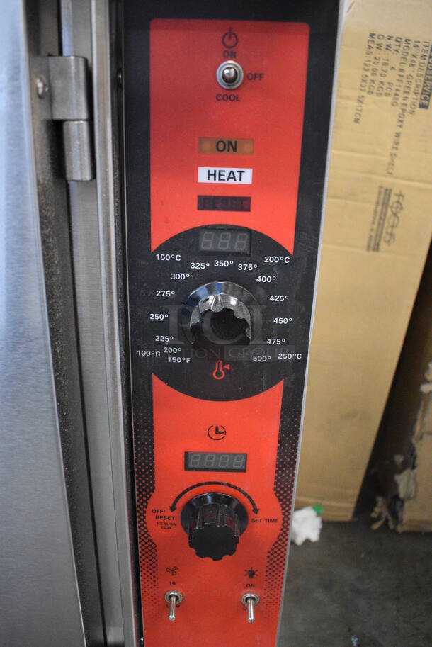 BRAND NEW SCRATCH AND DENT! Vulcan Model VC5GD-11D1Z Stainless Steel Commercial Gas Powered Full Size Convection Oven w/ View Through Doors, Metal Oven Racks and Thermostatic Controls. 40x32x31 - Image 5 of 8