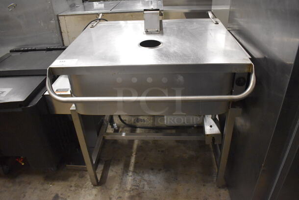 Stainless Steel Commercial Braising Pan. 208-240 Volts, 3 Phase. 36x38x41