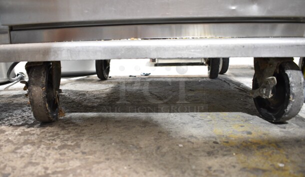 Henny Penny HC 900 Stainless Steel Commercial 2 Half Size Door Pass Through Heated Holding Cabinet on Commercial Casters. 220 Volts. - Image 3 of 6