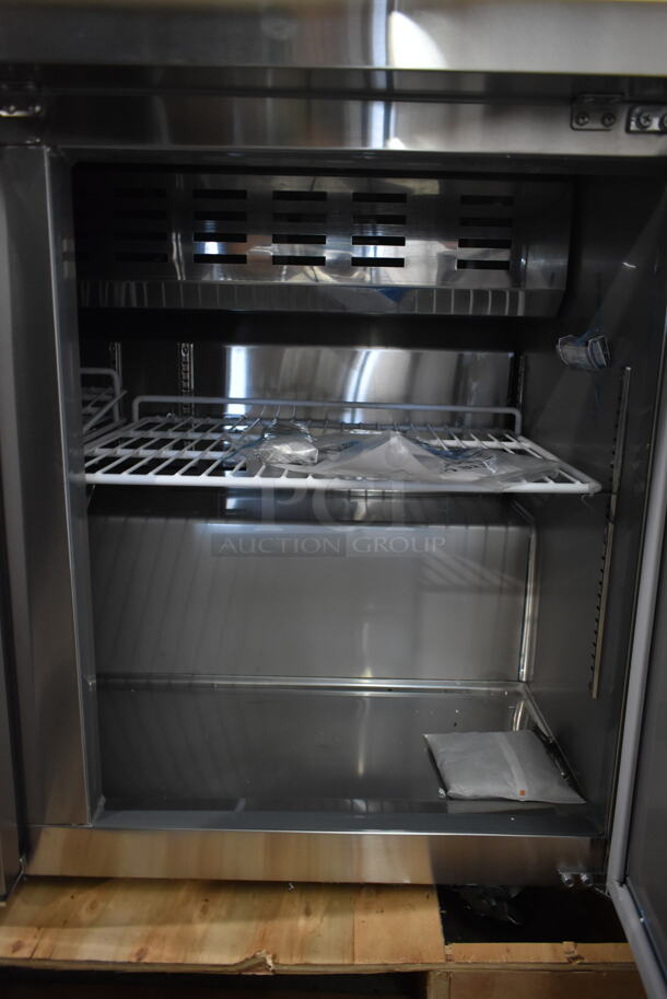 BRAND NEW SCRATCH AND DENT! 2023 Avantco 178SSPT71HC Stainless Steel Commercial Sandwich Salad Prep Table Bain Marie Mega Top. 115 Volts, 1 Phase. Tested and Working! - Image 11 of 11