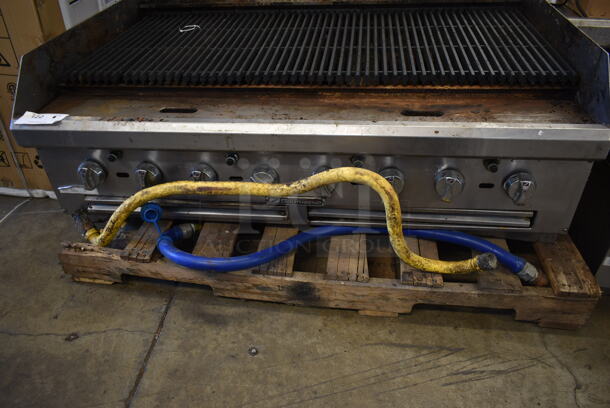 Southbend HDC-48 Stainless Steel Commercial Countertop Natural Gas Powered Flat Top Griddle. - Image 3 of 5