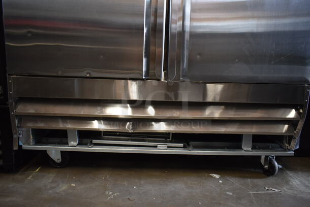 BRAND NEW SCRATCH AND DENT! 2022 Avantco 178SS2FHC Stainless Steel Commercial 2 Door Reach In Cooler. 115 Volts, 1 Phase. Tested and Working! - Image 4 of 12