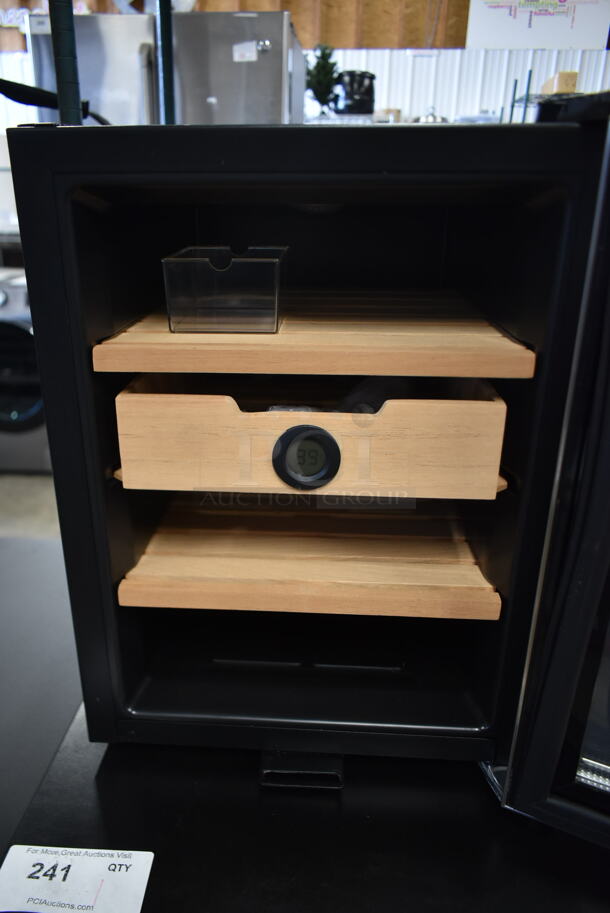 BRAND NEW SCRATCH AND DENT! Whynter CHC-123DS 1.2 cu. ft. Stainless Steel Digital Control and Display Cigar Humidor with Spanish Cedar Shelves. 115 Volt, 1 Phase. Tested and Working! - Image 3 of 4