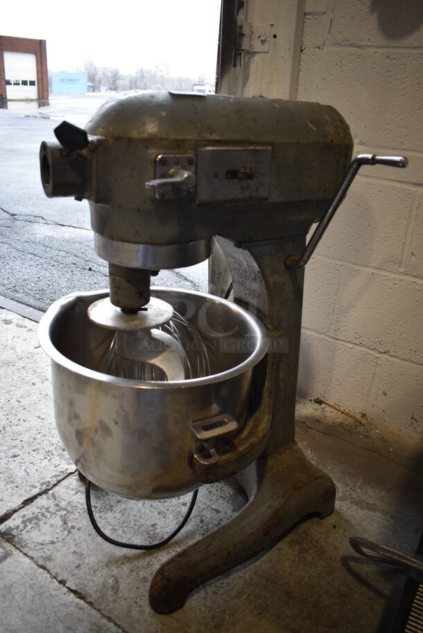 Hobart Model A200 Metal Commercial Countertop 20 Quart Planetary Mixer w/ Stainless Steel Mixing Bowl, Dough Hook and Whisk Attachment. 110 Volts, 1 Phase. 15x20x30. Tested and Powers On But Parts Do Not Move - Image 2 of 6