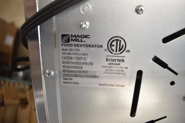 BRAND NEW! Magic Mill MFD-7070 Stainless Steel Countertop Food Dehydrator. 120 Volts, 1 Phase. Tested and Working!  - Image 5 of 5