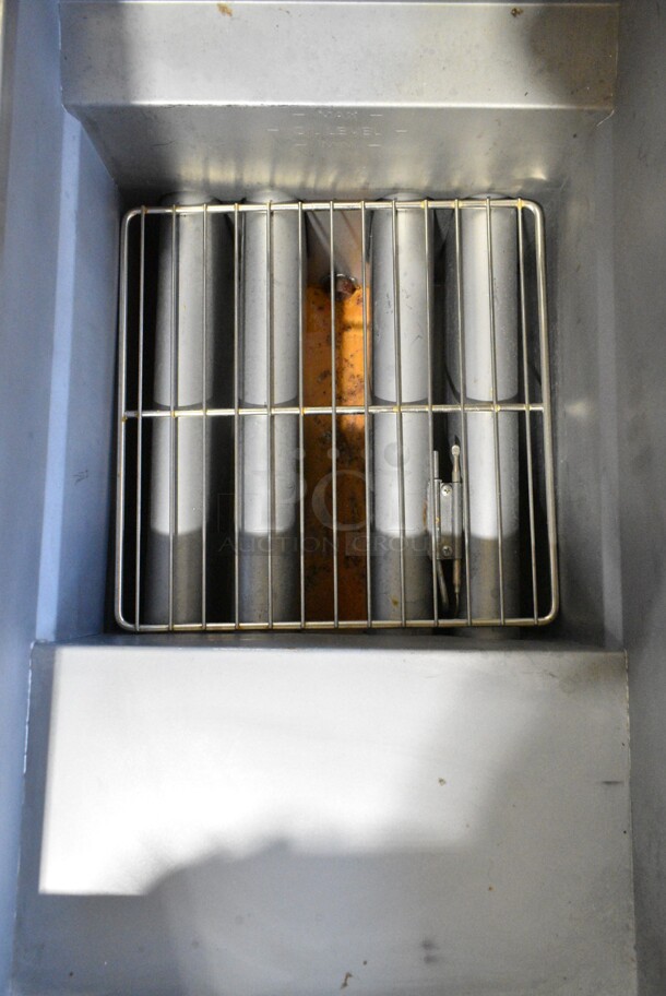 BRAND NEW SCRATCH AND DENT! Pitco Frialator SSH55 Stainless Steel Commercial Natural Gas Powered 2 Bay Deep Fat Fryer w/ 4 Metal Fry Baskets and 4 Splash Guards on Commercial Casters. 80,000 BTU.  - Image 6 of 12