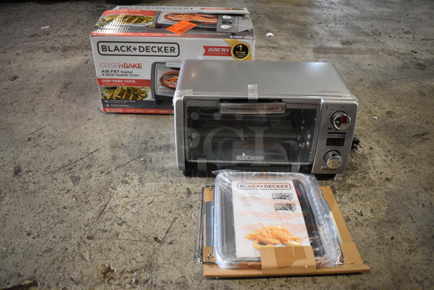 BRAND NEW IN BOX! Black & Decker TOD1775G Countertop Air Fry Oven. 120 Volts, 1 Phase. 15x10x7.5