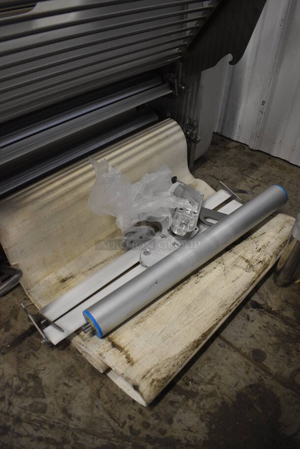 Tekno Stamap Metal Commercial Countertop Reversible Dough Sheeter. 208 Volts, 3 Phase. Closed: 39x38x38 - Image 3 of 7