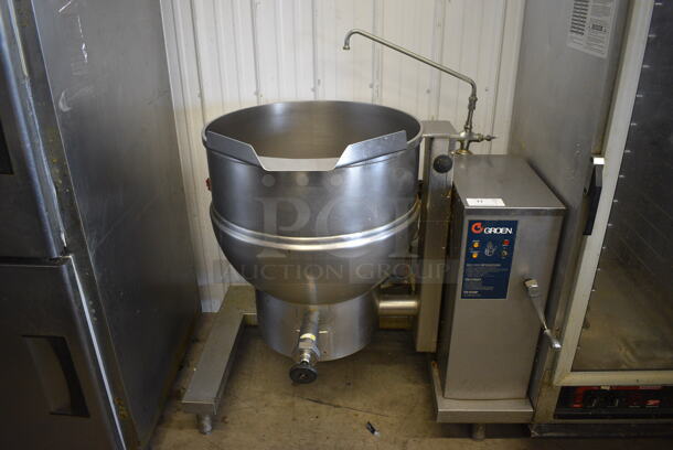 Groen Model DHT/1-40 Stainless Steel Commercial Propane Gas Powered Floor Style 40 Gallon Tilting Steam Kettle. 47x34x52