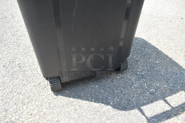 P[roject Source Black Poly Trash Can on Wheels - Image 5 of 6